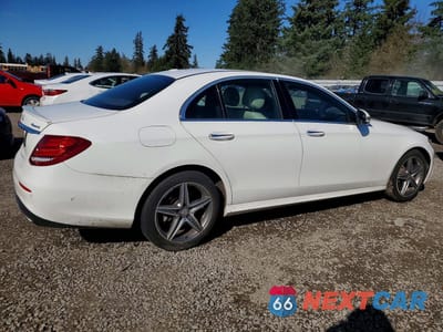 Trzecie zdjęcie samochodu z tyłu: 2017 MERCEDES-BENZ E 300 4MATIC VIN:WDDZF4KB4HA081043 - miniatura