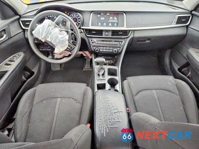 Zdjęcie 8 z 12 samochodu: 2019 KIA OPTIMA LX VIN:5XXGT4L32KG317007 - miniatura