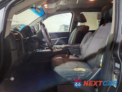 Zdjęcie 7 z 12 samochodu: 2015 NISSAN TITAN SV VIN:1N6AA0EC6FN502797 - miniatura