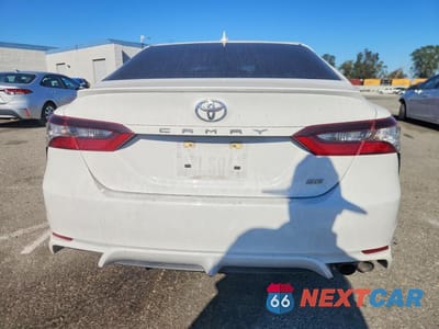 Zdjęcie 6 z 12 samochodu: 2022 TOYOTA CAMRY SE VIN:4T1G11AK9NU647042 - miniatura