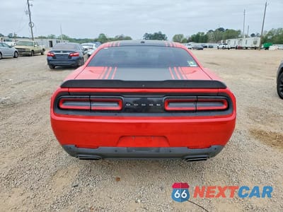 Zdjęcie 6 z 12 samochodu: 2015 DODGE CHALLENGER SXT VIN:2C3CDZAT8FH869386 - miniatura