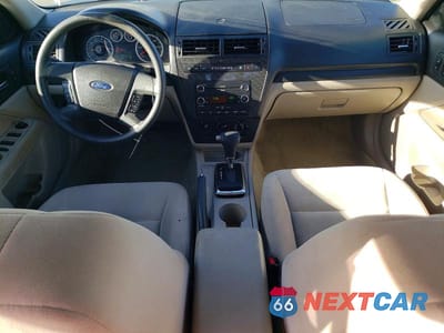 Zdjęcie 8 z 12 samochodu: 2008 FORD FUSION SE VIN:3FAHP01128R229447 - miniatura