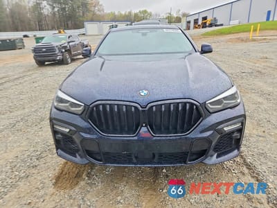 Piąte zdjęcie samochodu w środku: 2021 BMW X6 M50I VIN:5UXCY8C01M9F58300 - miniatura