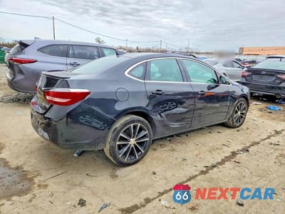 Trzecie zdjęcie samochodu z tyłu: 2016 BUICK VERANO SPORT TOURING VIN:1G4PW5SK8G4181601 - miniatura