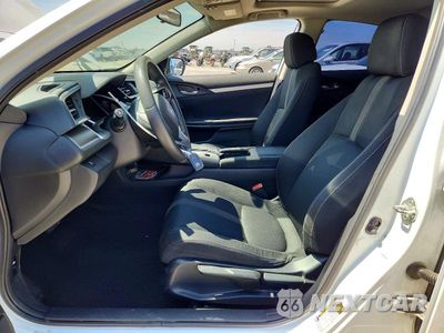 Zdjęcie 7 z 12 samochodu: 2018 HONDA CIVIC VIN:19XFC2F75JE039080 - miniatura