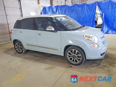 Czwarte zdjęcie samochodu z boku: 2014 FIAT 500L LOUNGE VIN:ZFBCFACH4EZ007171 - miniatura