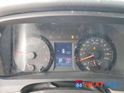 Zdjęcie 9 z 13 samochodu: 2016 TOYOTA SIENNA L 7-PASSENGER VIN:5TDZK3DC6GS723172 - miniatura
