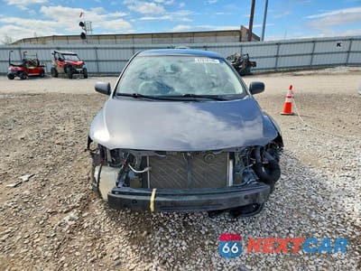 Piąte zdjęcie samochodu w środku: 2013 TOYOTA COROLLA LE VIN:2T1BU4EE7DC040306 - miniatura