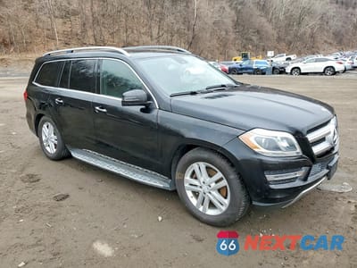Czwarte zdjęcie samochodu z boku: 2015 MERCEDES-BENZ GL 450 4MATIC VIN:4JGDF6EE1FA502585 - miniatura