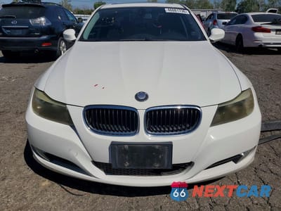 Piąte zdjęcie samochodu w środku: 2009 BMW 328 I SULEV VIN:WBAPH57519NM33815 - miniatura