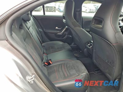 Zdjęcie 10 z 12 samochodu: 2022 MERCEDES-BENZ CLA AMG 35 4MATIC VIN:W1K5J5BB0NN274295 - miniatura