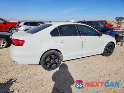 Trzecie zdjęcie samochodu z tyłu: 2014 VOLKSWAGEN JETTA SE VIN:3VWD07AJ5EM412269 - miniatura