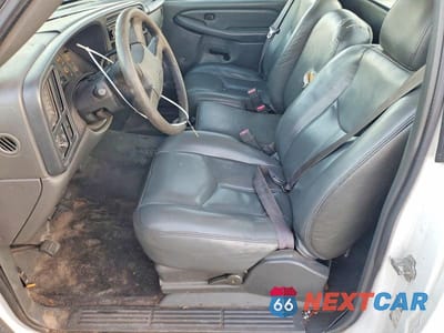 Zdjęcie 7 z 12 samochodu: 2005 CHEVROLET SILVERADO C1500 VIN:1GCEC14V35E273730 - miniatura