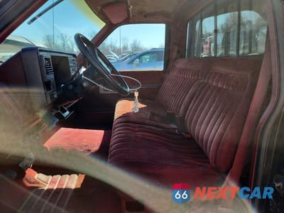 Zdjęcie 7 z 12 samochodu: 1991 GMC SIERRA C1500 VIN:1GTDC14K7MZ528274 - miniatura