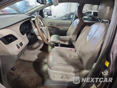 Zdjęcie 7 z 12 samochodu: 2011 TOYOTA SIENNA XLE 8-PASSENGER VIN:5TDYK3DC3BS123763 - miniatura