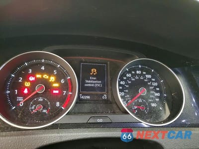 Zdjęcie 9 z 12 samochodu: 2016 VOLKSWAGEN GTI S VIN:3VW4T7AU6GM034001 - miniatura
