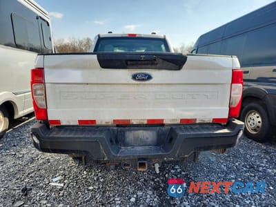 Zdjęcie 6 z 11 samochodu: 2022 FORD F350 SUPER DUTY VIN:1FT8W3B65NEE20237 - miniatura