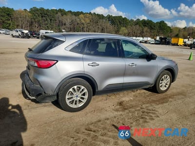 Trzecie zdjęcie samochodu z tyłu: 2022 FORD ESCAPE SE VIN:1FMCU9BZ7NUA45742 - miniatura