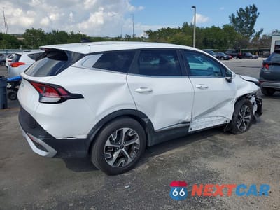 Trzecie zdjęcie samochodu z tyłu: 2025 KIA SPORTAGE EX VIN:5XYK33DF5SG301649 - miniatura