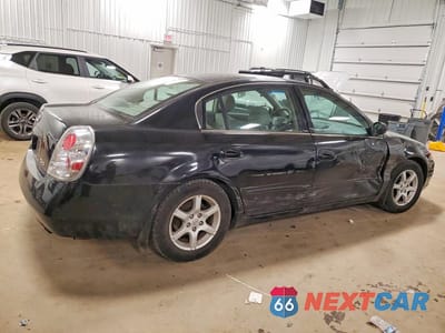 Trzecie zdjęcie samochodu z tyłu: 2005 NISSAN ALTIMA 2.5 VIN:1N4AL11D15C184217 - miniatura