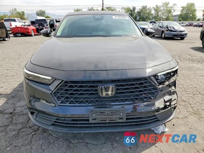 Piąte zdjęcie samochodu w środku: 2024 HONDA ACCORD LX VIN:1HGCY1F28RA010952 - miniatura