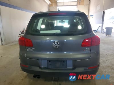 Zdjęcie 6 z 13 samochodu: 2016 VOLKSWAGEN TIGUAN S VIN:WVGBV7AX7GW573706 - miniatura
