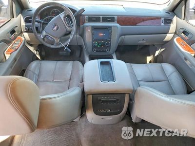 Zdjęcie 8 z 12 samochodu: 2009 GMC YUKON SLT VIN:1GKFC33J89R141175 - miniatura
