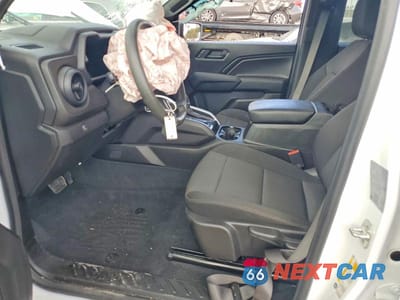 Zdjęcie 7 z 12 samochodu: 2025 CHEV COLORADO VIN:1GCPSBEKXS1113627 - miniatura