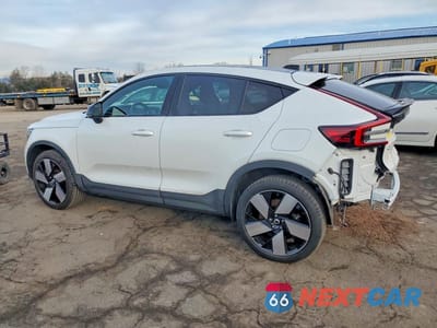 Drugie zdjęcie samochodu z przodu: 2023 VOLVO C40 RECHARGE ULTIMATE VIN:YV4ED3GM1P2053970 - miniatura