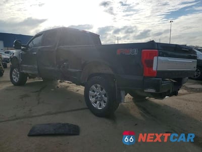 Drugie zdjęcie samochodu z przodu: 2017 FORD F350 SUPER DUTY VIN:1FT7W3BT4HEB18458 - miniatura