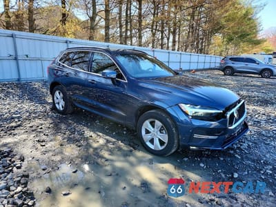 Czwarte zdjęcie samochodu z boku: 2022 VOLVO XC60 B5 MOMENTUM VIN:YV4L12RK3N1920665 - miniatura