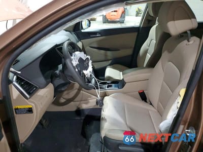 Zdjęcie 7 z 13 samochodu: 2017 HYUNDAI TUCSON SE VIN:KM8J23A40HU267849 - miniatura