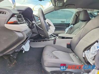 Zdjęcie 7 z 11 samochodu: 2023 TOYOTA CAMRY HYBRID LE VIN:4T1C31AK0PU601580 - miniatura