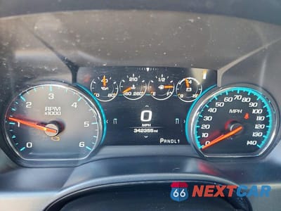 Zdjęcie 9 z 13 samochodu: 2017 GMC SIERRA K2500 DENALI VIN:1GT12UEG4HF161844 - miniatura