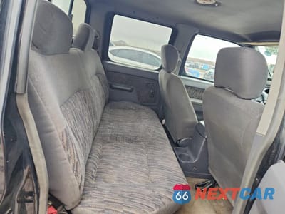 Zdjęcie 10 z 12 samochodu: 2000 NISSAN FRONTIER XE VIN:1N6ED27T7YC357026 - miniatura