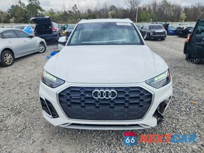 Piąte zdjęcie samochodu w środku: 2023 AUDI Q5 PREMIUM 45 VIN:WA1GAAFY8P2011626 - miniatura