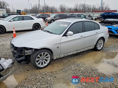 2011 BMW 328 XI WBAPK7G58BNN70270 - główne zdjęcie licytacji z USA - miniatura