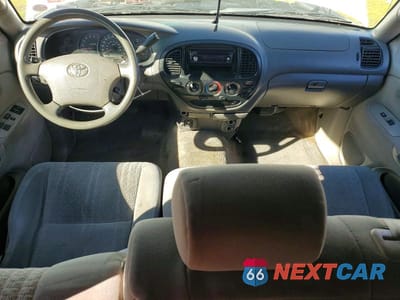 Zdjęcie 8 z 11 samochodu: 2005 TOYOTA TUNDRA SR5 VIN:5TBRT34165S459176 - miniatura