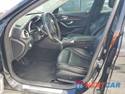 Zdjęcie 7 z 11 samochodu: 2017 MERCEDES-BENZ C 300 VIN:55SWF4JB6HU212655 - miniatura