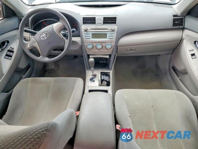 Zdjęcie 8 z 12 samochodu: 2009 TOYOTA CAMRY BASE VIN:4T1BE46K49U795825 - miniatura