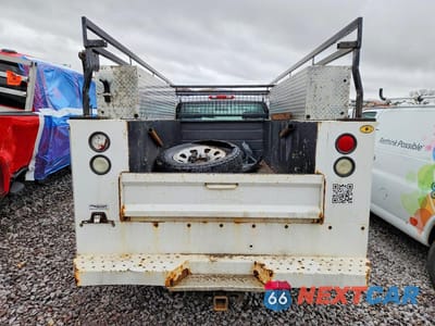 Zdjęcie 6 z 12 samochodu: 2012 CHEVROLET SILVERADO UTILITY / SERVICE TRUCK VIN:1GB0CVCG6CF115012 - miniatura