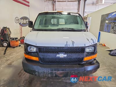 Piąte zdjęcie samochodu w środku: 2003 CHEVROLET EXPRESS G2500 VIN:1GCFG29T831160818 - miniatura