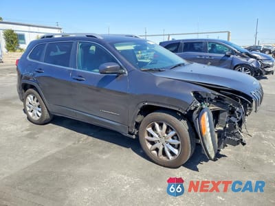 Czwarte zdjęcie samochodu z boku: 2015 JEEP CHEROKEE LIMITED VIN:1C4PJLDS0FW631393 - miniatura
