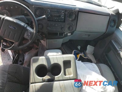 Zdjęcie 8 z 12 samochodu: 2015 FORD F250 SUPER DUTY VIN:1FT7X2B60FEB37474 - miniatura