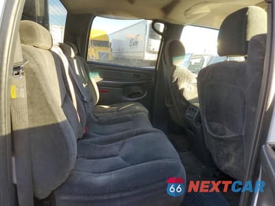 Zdjęcie 10 z 11 samochodu: 2004 CHEVROLET SILVERADO 2500 FLATBED TRUCK VIN:1GCHK23G84F158669 - miniatura