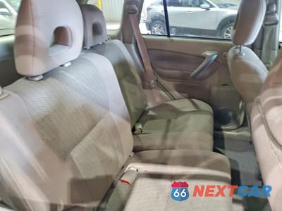 Zdjęcie 11 z 13 samochodu: 2004 TOYOTA RAV4 BASE VIN:JTEHD20V440033454 - miniatura