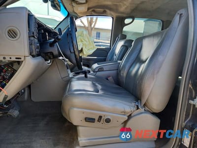 Zdjęcie 7 z 11 samochodu: 2005 GMC NEW SIERRA K1500 VIN:2GTEK13T751155328 - miniatura