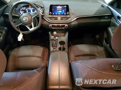 Zdjęcie 8 z 11 samochodu: 2019 NISSAN ALTIMA VIN:1N4BL4BW1KC152918 - miniatura