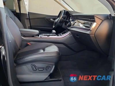 Piąte zdjęcie samochodu w środku: 2019 AUDI Q8 PREMIUM PLUS VIN:WA1BVAF15KD029922 - miniatura
