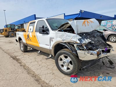 Czwarte zdjęcie samochodu z boku: 2006 FORD F250 SUPER DUTY VIN:1FTSW21P76EC48403 - miniatura